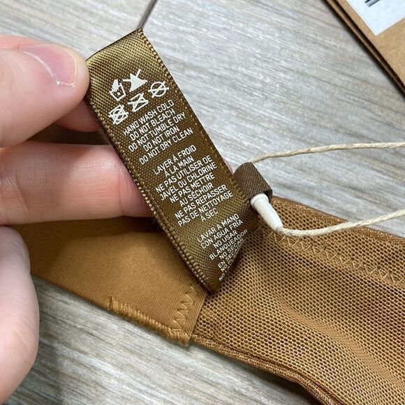 NWT SKIMS Glissenette Underwire Bra - Picture 6 of 7